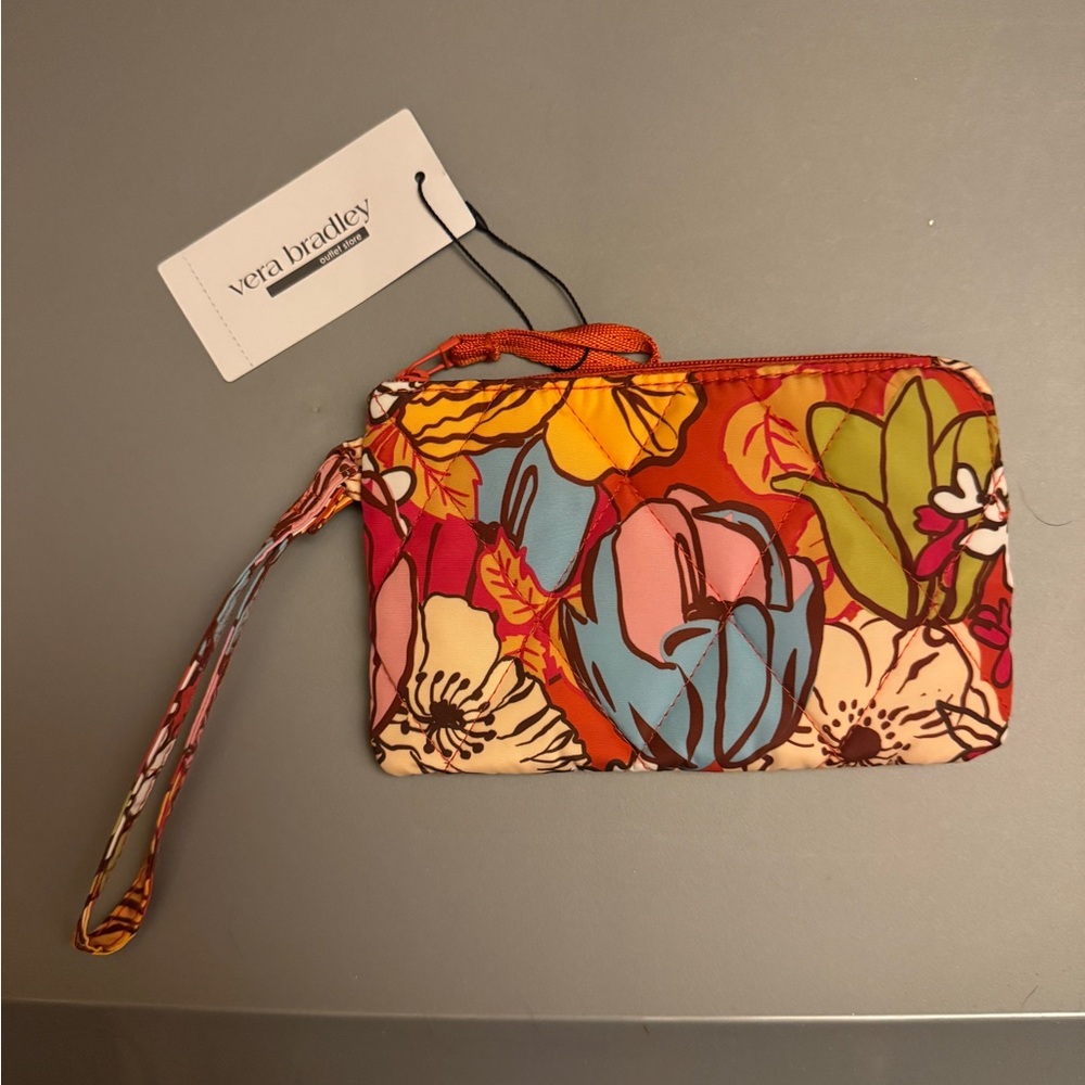 Vera Bradley Essential Zip Wristlet